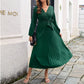 Langes plissiertes Wickelkleid mit Bindegürtel für Damen